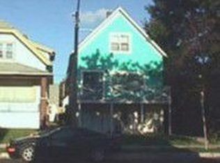2616 S 8th St, Milwaukee, WI 53215