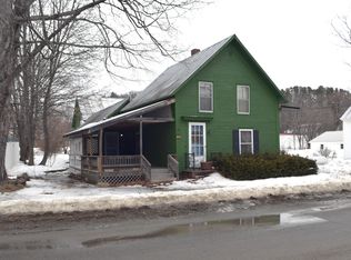 18 Meadow St, Bingham, ME 04920