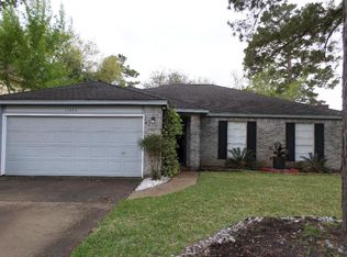 11623 Park Creek Dr, Houston, TX 77070