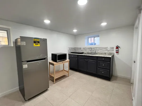 725 Garfield Avenue image 36 of 36