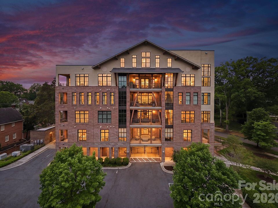 1st image of 2312 Selwyn Ave #202