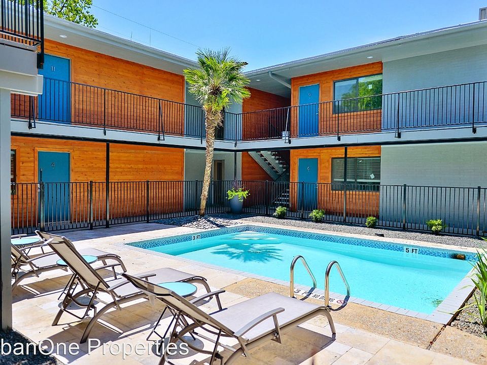 2nd image of 2043 Sul Ross St #9977063