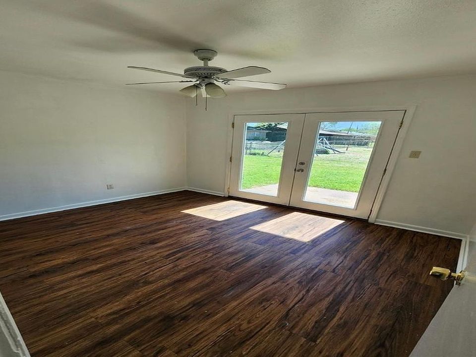 1st image of 1430 Cynthia Ln