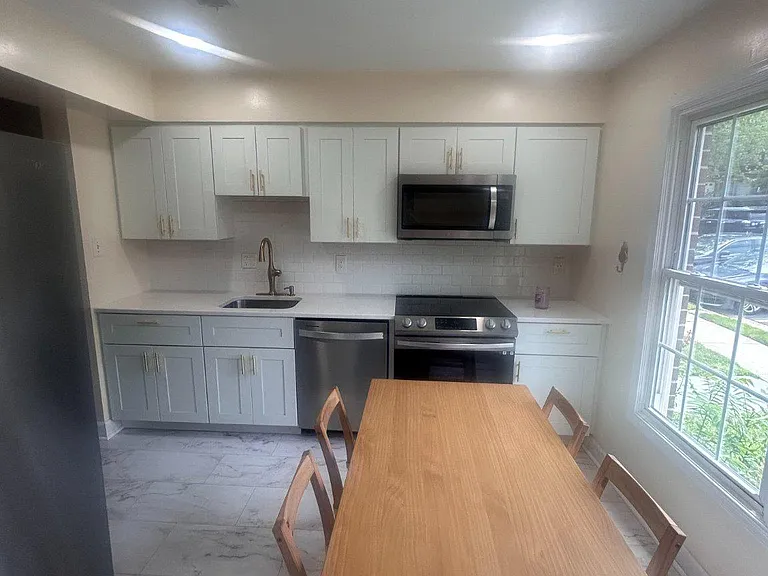 5664 Cabells Mill Ct — Photo 5
