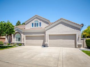 8835 Staplehurst Way, Elk Grove, CA 95624