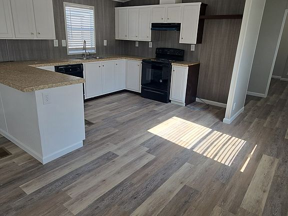 4th image of 1120 N Vista Dr #39