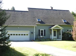 228 E Harvey Farm Rd, Waterbury Center, VT 05677