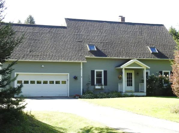 228 E Harvey Farm Rd, Waterbury Center, VT 05677