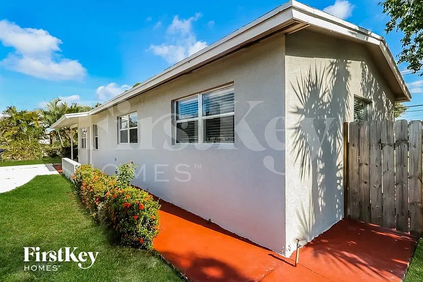 2 bed, 2.0 bath, 1008 sqft, $2,535 — Photo 3