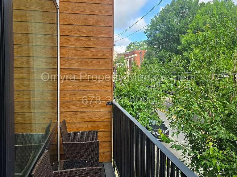 1307 Glenwood Ave SE — Photo 14