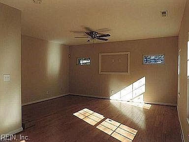 2nd image of 2916 Scotia Dr