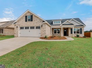 214 Remington Dr, Kathleen, GA 31047