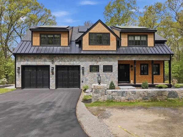 22 Kruger Rd, Hopkinton, MA 01748