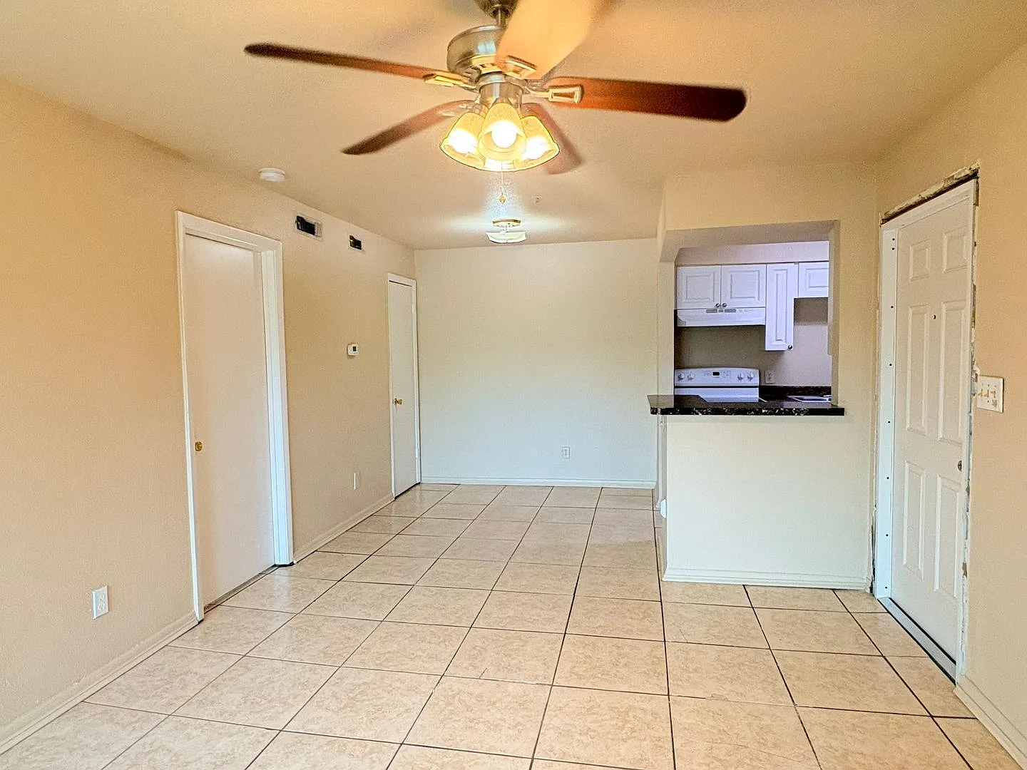 1/1 Condo for Rent in Fort Myers — Photo 3