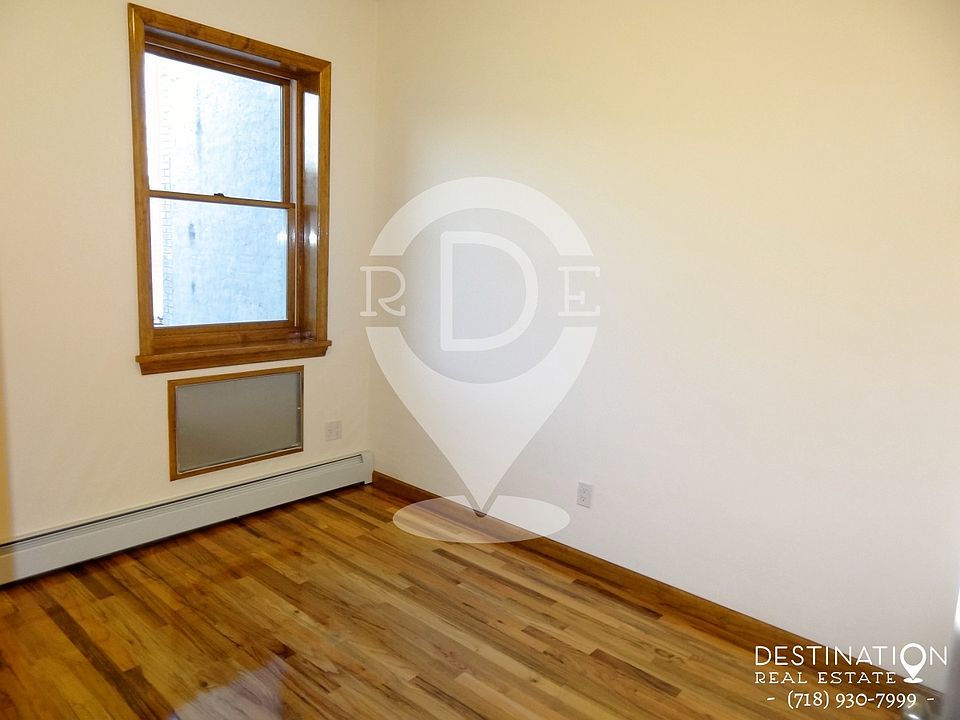Third Bedroom 10.5x8