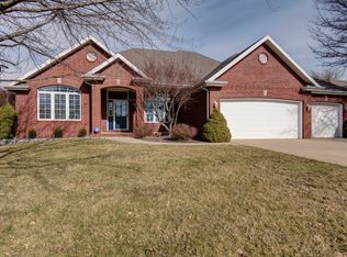 931 E Lakewood St, Springfield, MO 65810