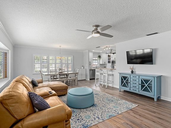5th image of 414 Flagler Blvd