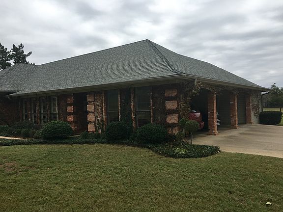 2nd image of 1109 Honeysuckle Dr
