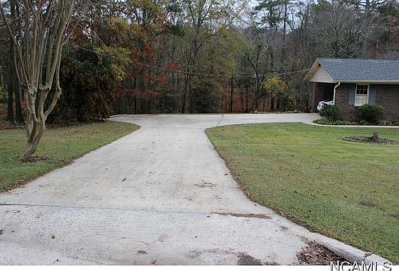 4th image of 1400 Regalwood Cir