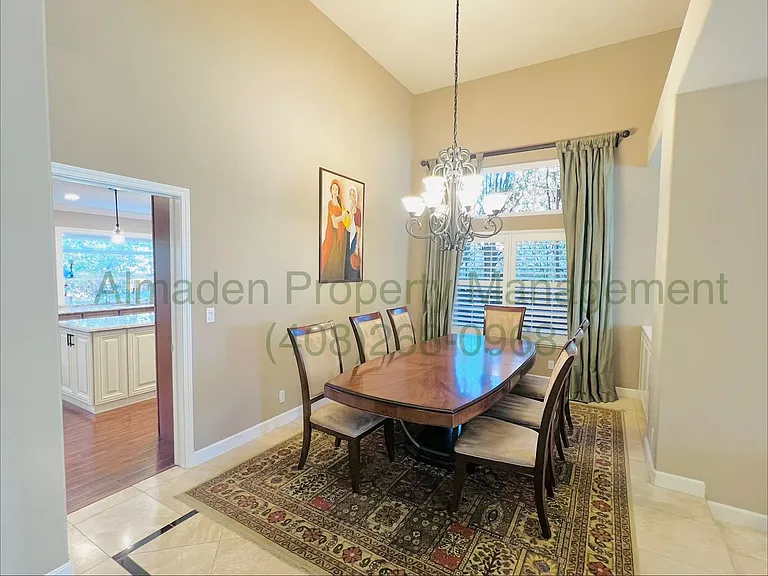 7000 Sterling Gate Ct — Photo 6