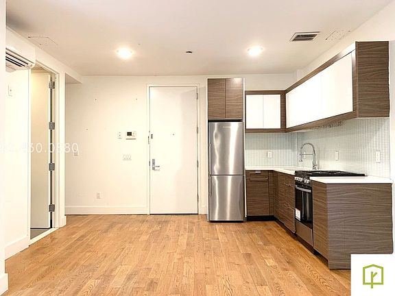 3rd image of 106 Meserole St #1H