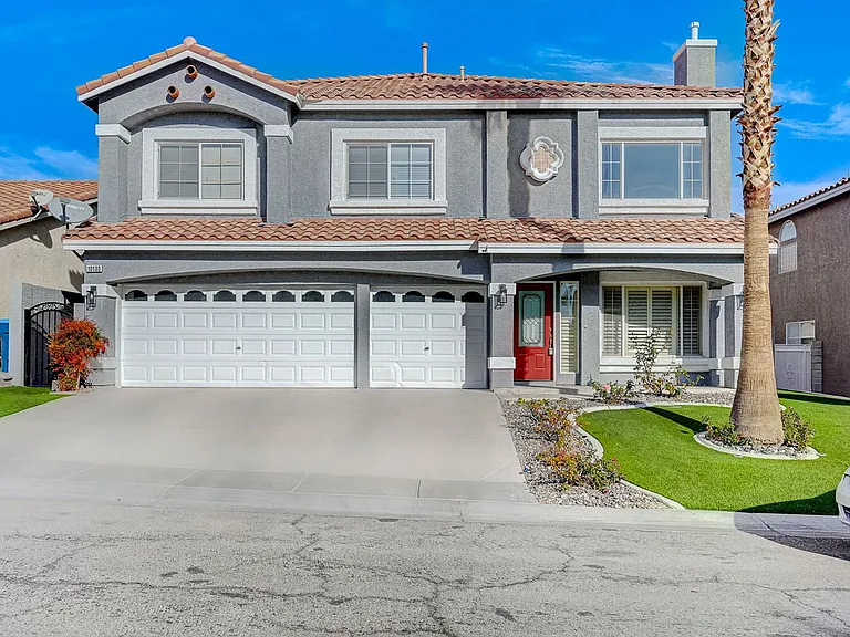 10130 Walhalla Plateau Ct — Photo 1