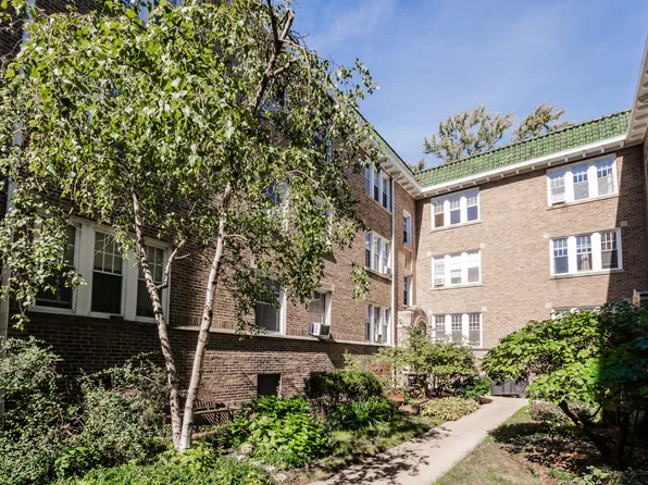 721 Reba Pl APT 3N, Evanston, IL 60202