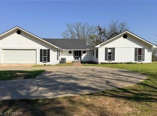 2220 S 37th St, Ozark, AR 72949
