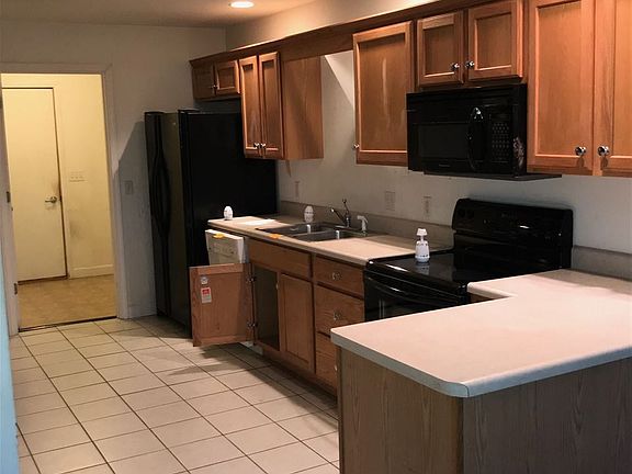 5th image of 333 Pinecrest Dr
