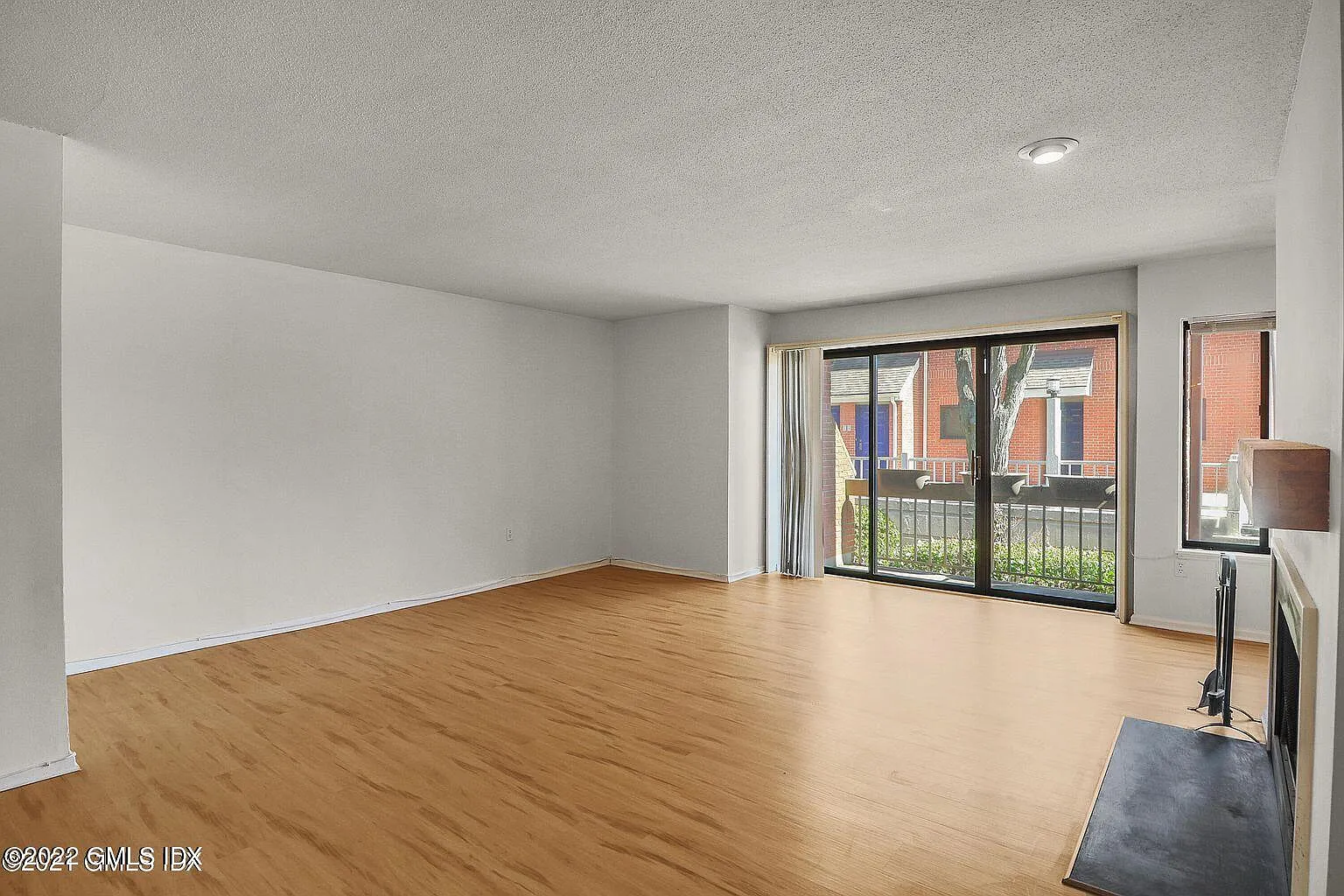 1 bed, 1.0 bath, 1069 sqft, $3,650 — Photo 4