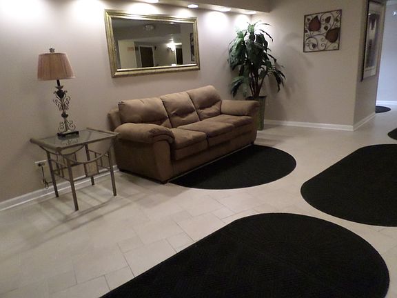 3rd image of 1450 Sandpebble Dr APT 346