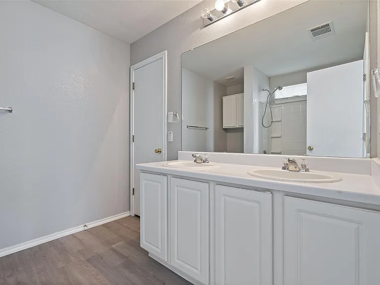 13413 Constellation Dr — Photo 10