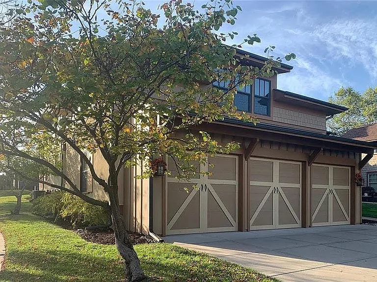 7925 N Lane Ave — Photo 3