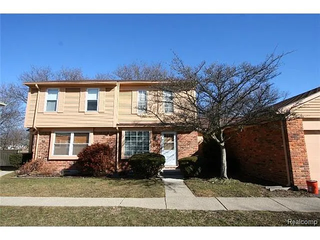 2535 Whittier photo 1