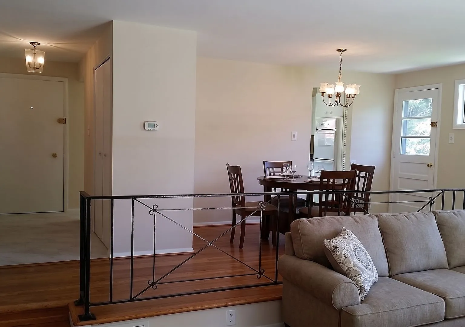 Huge Split Level in Convenient Aspen Hill! — Photo 2