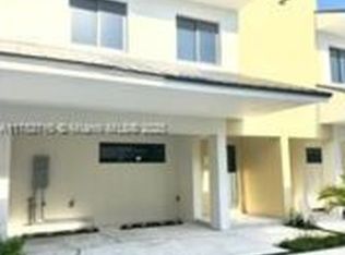554 NW 7th St, Homestead, FL 33034