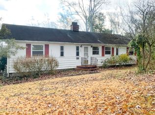 129 Utah Ave, Oak Ridge, TN 37830