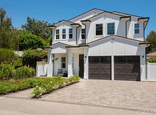 12121 Viewcrest Rd, Studio City, CA 91604