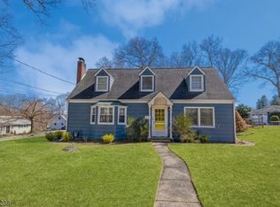 68 Squaw Brook Rd, North Haledon, NJ 07508