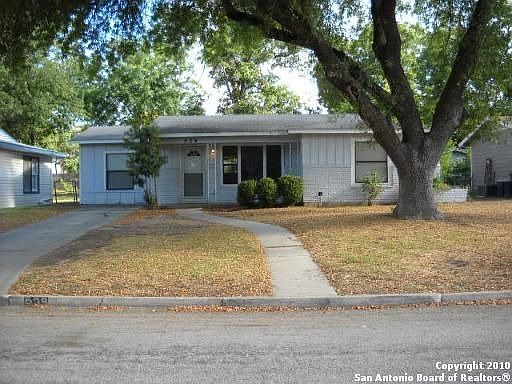 1st image of 539 Marchmont Ln