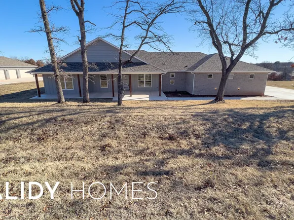 1832 Kalidy Dr, Choctaw, OK