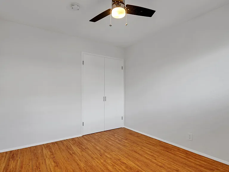 1607 Manning Ave #6 — Photo 18