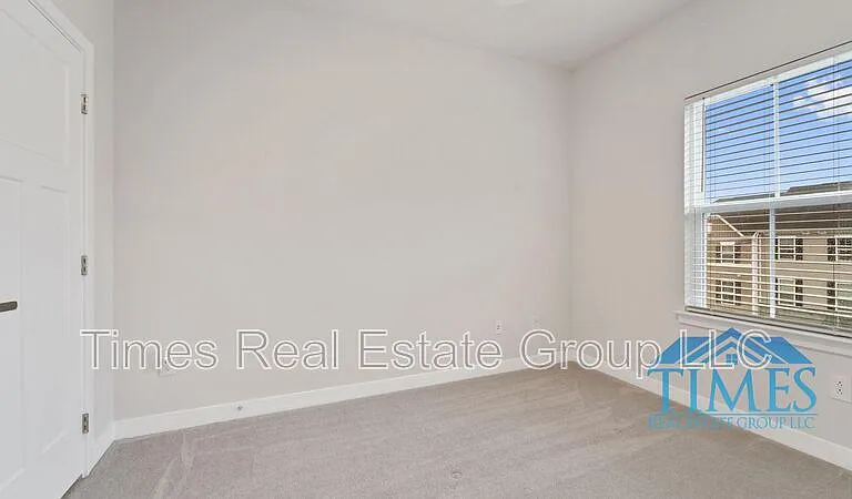 416 Paperbark Sq — Photo 17