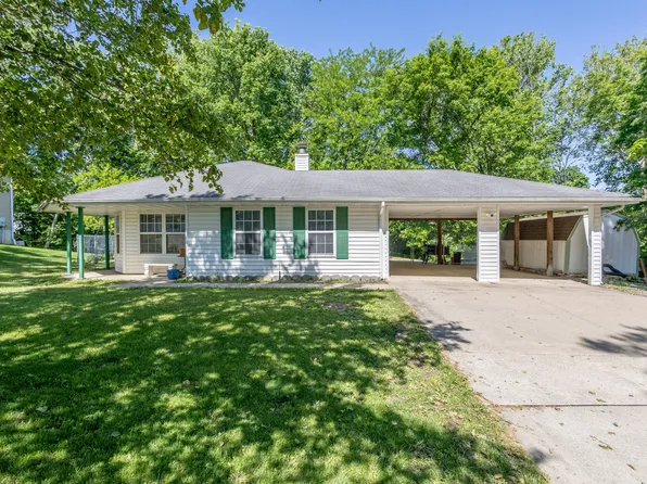 5591 N Autumn Dr, Columbia, MO 65202