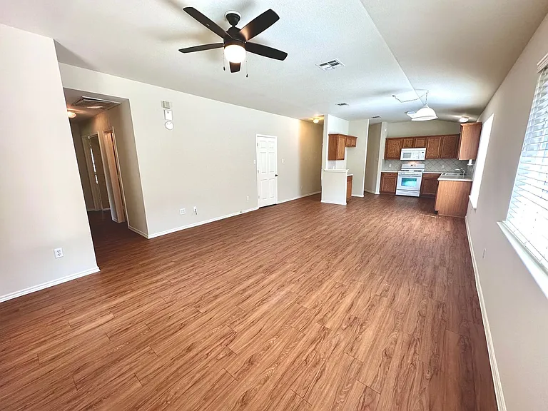 3710 Cap Rock Trl — Photo 24