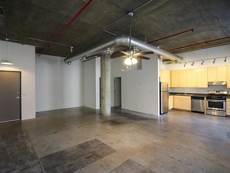 Ice House Lofts — Photo 40