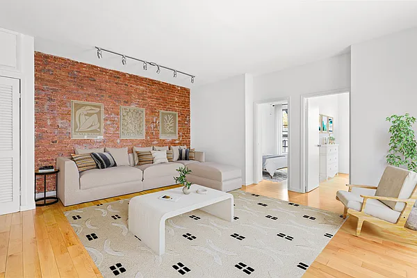 Sold by Compass | media 2