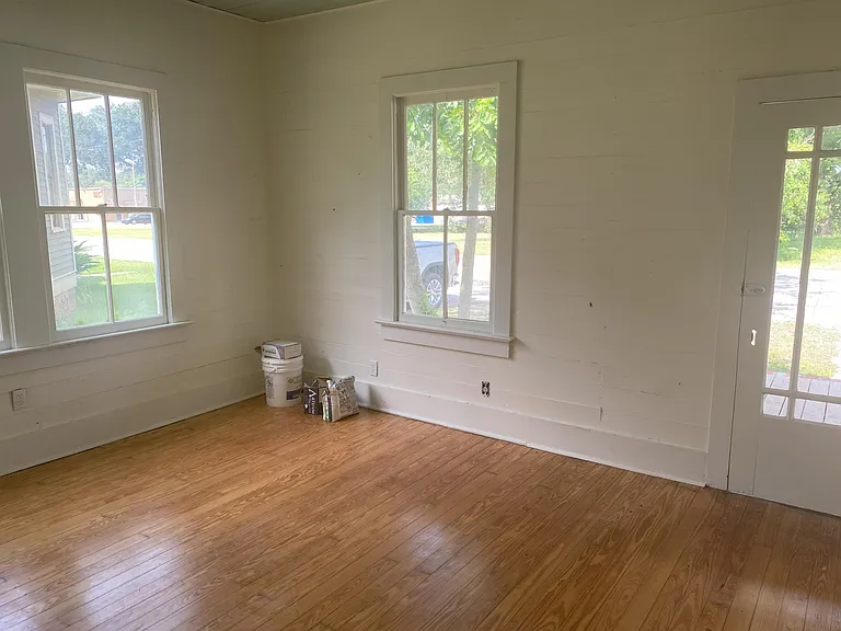 615 Lafayette St — Photo 18