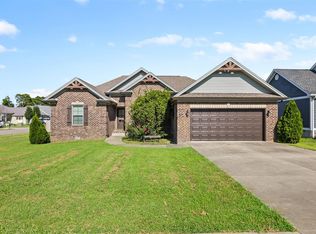 301 Strawberry Ct, Bowling Green, KY 42101