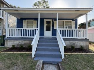 208 S 9th St, Wilmington, NC 28401